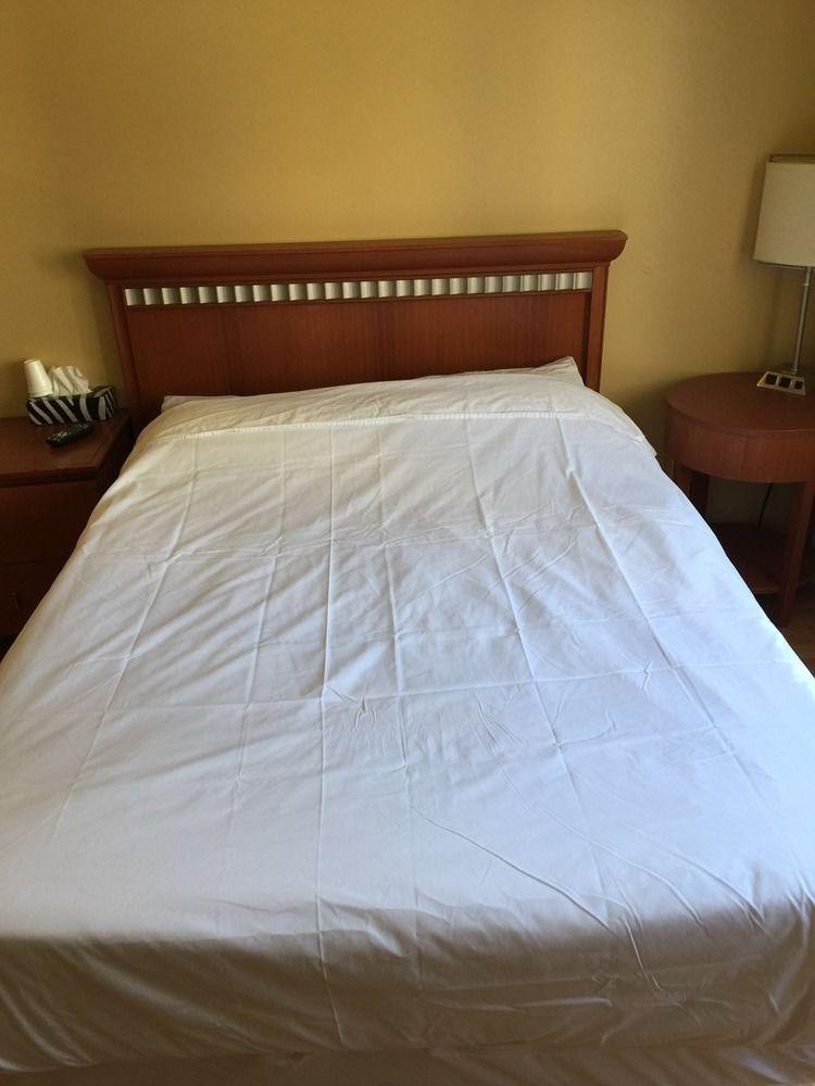 Toronto Central Hotel Экстерьер фото